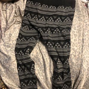 3/25 rue indian tribal print leggings